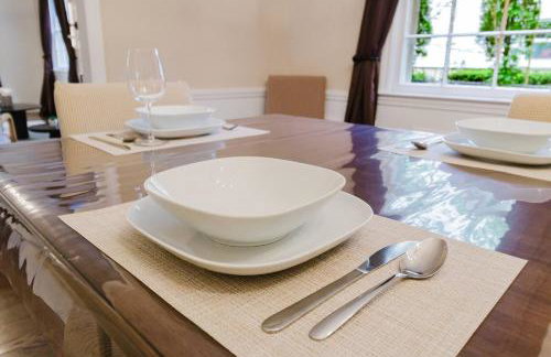 Exclusive Lux Home Near Town • Game Rm • Gym • 4BR - Photo 40