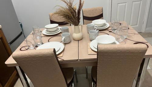 Comfortable, spacious 2 Bedroom house close to Etihad Stadium - Foto 3