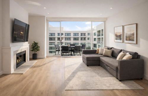 Marina Del Rey Apartment with Resort Amenities - Short Distance To Venice Beach - Photo 13