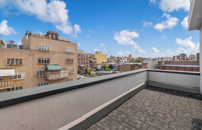 Aura Hotel Brooklyn - Photo 44