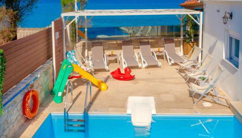 Thalassa Beachfront Villa with private pool - Foto 1, Other