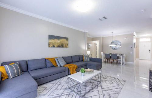 4br House w Perfect Location Pool and Much More - Foto 38