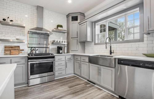 Practically Perfect - Foto 8