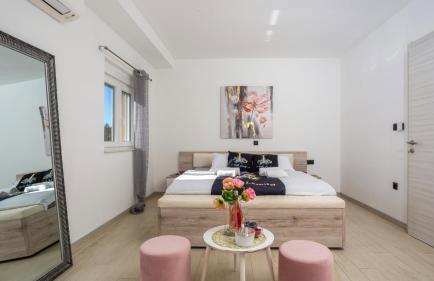 Villa Lemily with private pool by Villas Guide - Photo 16