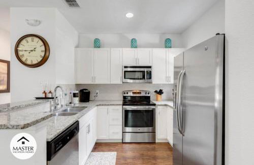 4 Bedroom Lucaya Village Townhouse by RedAwning - Foto 17