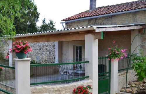 Maison Charentaise avec Cheminée, Jardin et Animaux acceptés - FR-1-653-221 - Foto 22