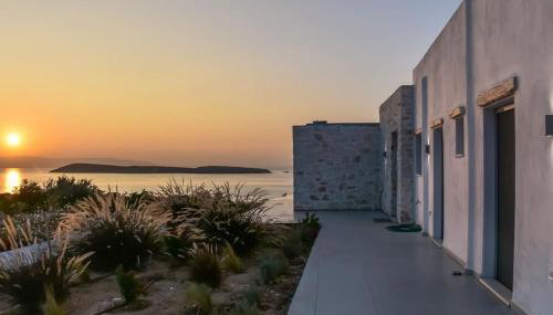 Drios Hillhouse - Photo 4