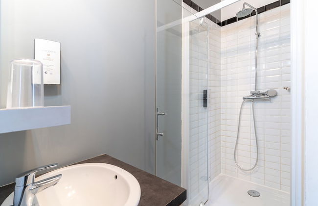 CALM Appart' & Hostel - Photo 1