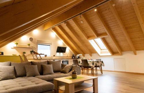 Ferienwohnung Schäffer mit Klimaanlage und Freisitz im Garten - Foto 3