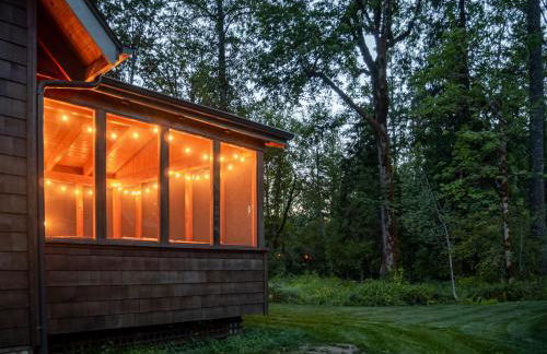 On the River Wooded Bliss Cabin near Loloma - Foto 9