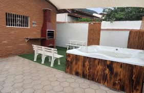 Casa com Jacuzzi aquecida praia do Lazaro - Foto 1