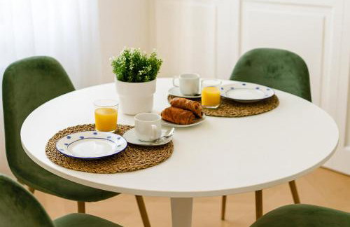 Master Suite with Boiserie Ultra Wi-Fi-AC-Near Sea - Foto 8