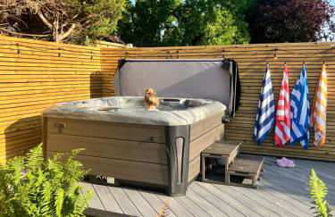 Beautiful family home with hot tub - Foto 5