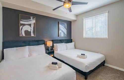 Extensive 2BD - ASU - Sloan Pk - WD - Parking - Sleeps 8 - Foto 40