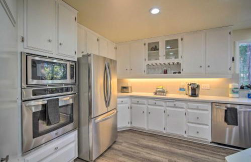 Lake Arrowhead Family Home with Deck! - Foto 12