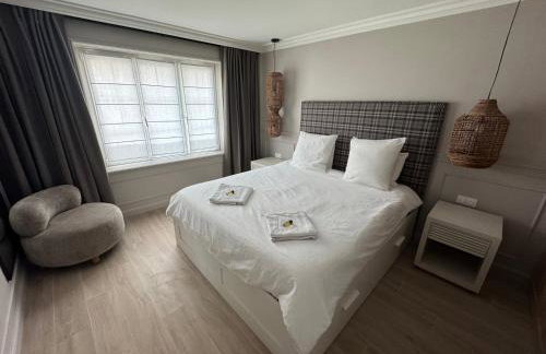 Les Pierres de Pacel - Appartement de charme - Patio privé - Foto 8