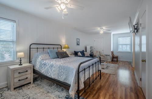 Good Vibrations - Photo 37