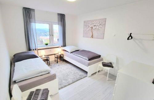 -CS24- 5 rooms apartment with balcony - IL01 - Foto 2