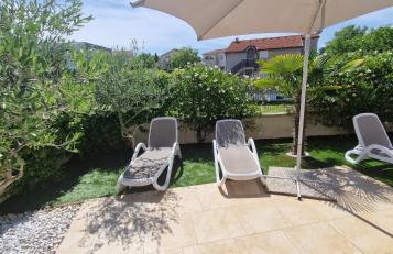 Villa Martina s bazenom,5 soba - Photo 42