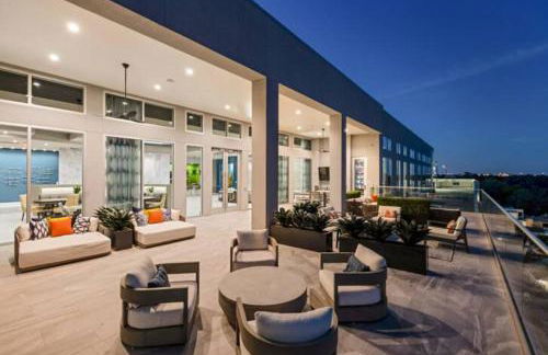 Resort-Style Apartments near The Galleria - Foto 9