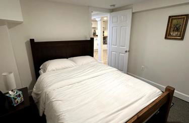 Elegant Garden Suite Minutes Walk to Union Market and NoMa Metro - Foto 12