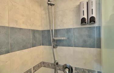 La Casa di Malú -5min centro-porto-acquario-stadio-free wifi - Foto 11