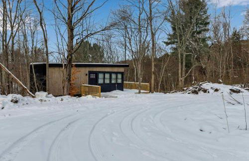 Modern Tiny Home Wraparound Deck - Foto 43