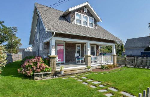 Walk to Beach at Historic Sears Kit Home - Foto 27