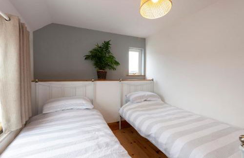 Stylish Cottage - Walk to Beach & Pubs & Fast WiFi - Foto 12