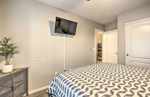 Pool, Hot Tub and Patio Mesa Oasis Desert Getaway - Photo 20