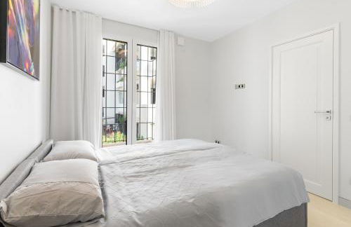 Beachfront Complex Jardines de las Golondrinas Elviria - Photo 6