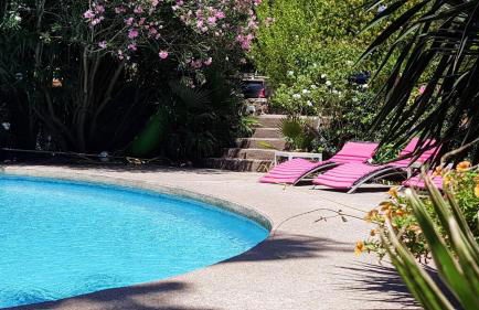 Gite de l'Amandari - classé 3 etoiles Prefecture - piscine chauffée privative, terrasses et jardin, 5 minutes à pied du village - Foto 9