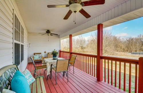 Springfield Area Retreat! Family Home with Yard - Foto 2