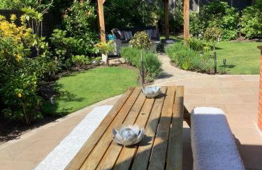 3 beds Luxury Family Home with Self-Check in & Direct Train to London - Foto 31