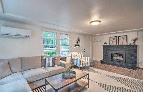 2-Acre Farmhouse in Redmond with Deck and Grill! - Foto 5