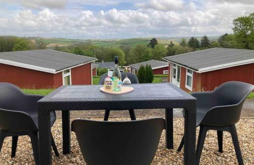 Caban Croeso-The Welcome Cabin, Holiday let, near Mansion House Llansteffan - Photo 4