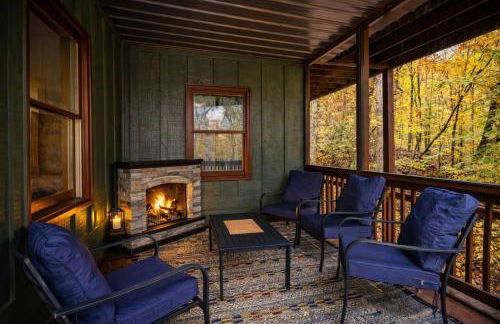 4 BR Mountain Cabin with Hot Tub & Fire Pit in GA - Foto 7