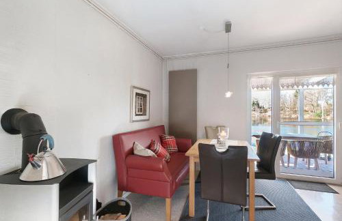 Idyllic Lakeside Cottage - Foto 6