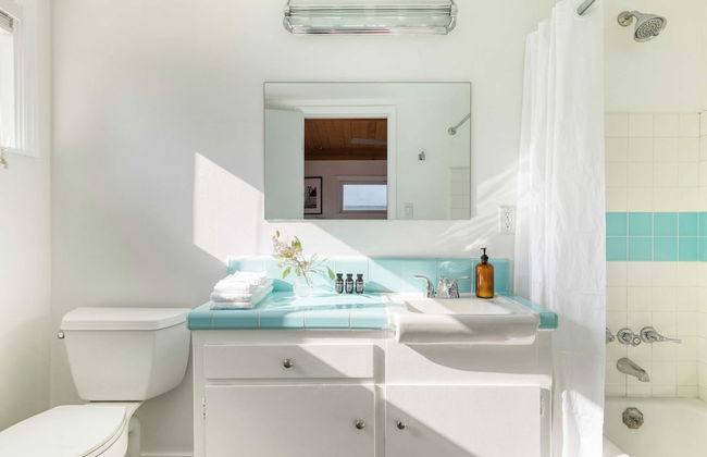 Lloyd by Avantstay Palm Spring Paradise w/ Pool, Large Yard & Table Tennis! Permit#3779 - Foto 15