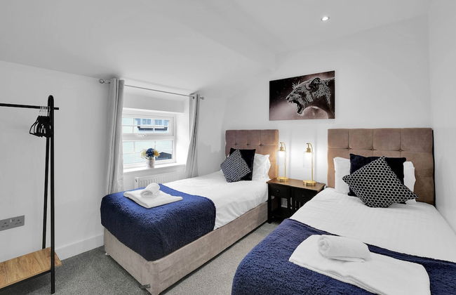 Newly Refurbished 2 Bed Hse Town Centre - Foto 2