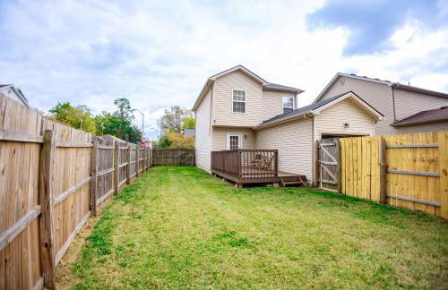 LUX - Downtown Oasis - Pool Table! Free Parking! - Foto 14