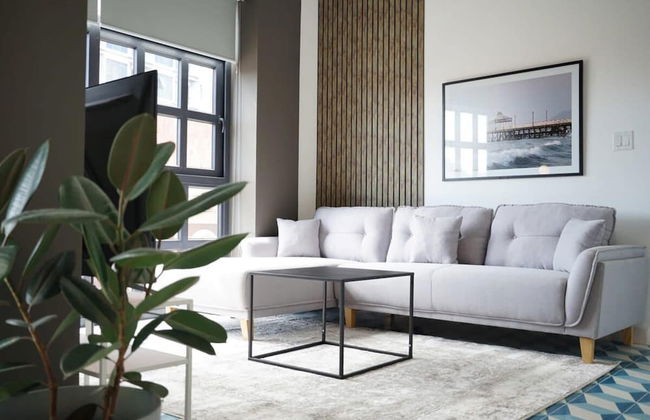 w Modern 1BR in Santa Ana - Photo 4