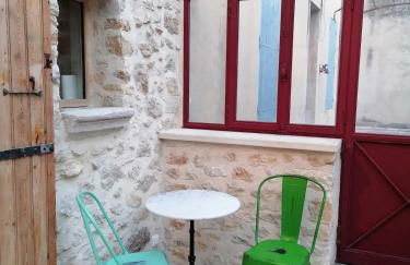 Croassecorbeau Maison de Famille au pied du Ventoux - Foto 23