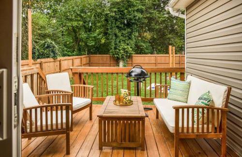 Walk to the Beach & Town | Stylish Beach Home - Foto 35