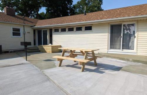 Hot Tub Hideaway by Timber Oaks Vacation Rentals - Foto 19