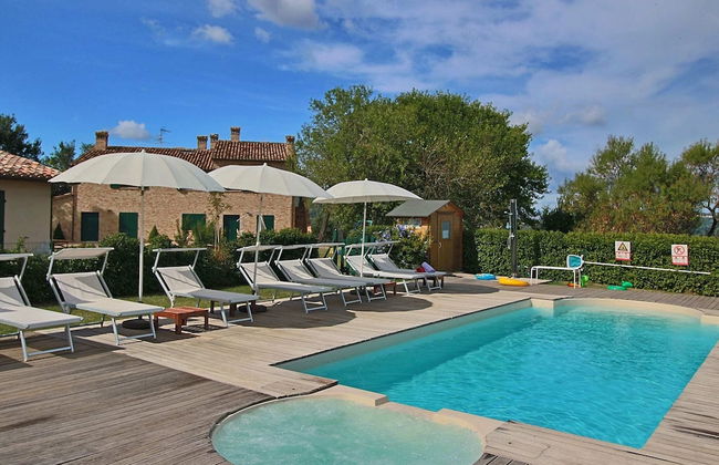 Cottage in Montelabbate With Pool, Garden, Bbq, Parking - Foto 46