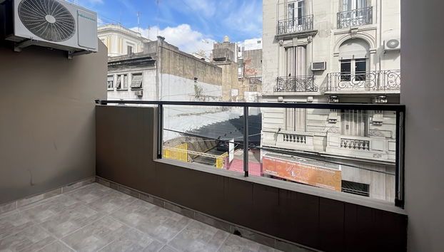 Modern Studio With Amenities in the Heart of the City Saenz Peña No10 - Foto 5, Balcón