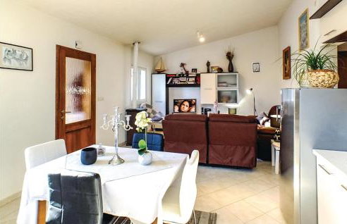 Nice Home In Kresevo Brdo With Kitchen - Foto 16