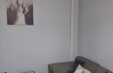 Newly Refurbished 2- Bed Stylish Home - Foto 11