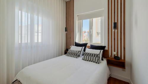 Live In Setúbal II - Photo 3